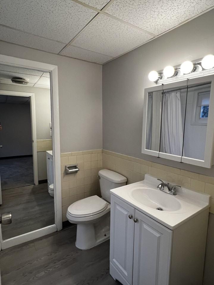 20 Post Office Ave #9 - Photo 4 of 8