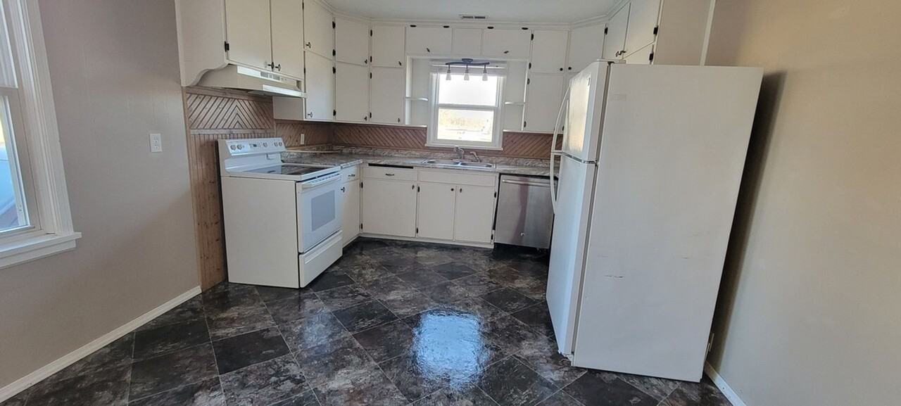 Rosewick Homes - Photo 2 of 17