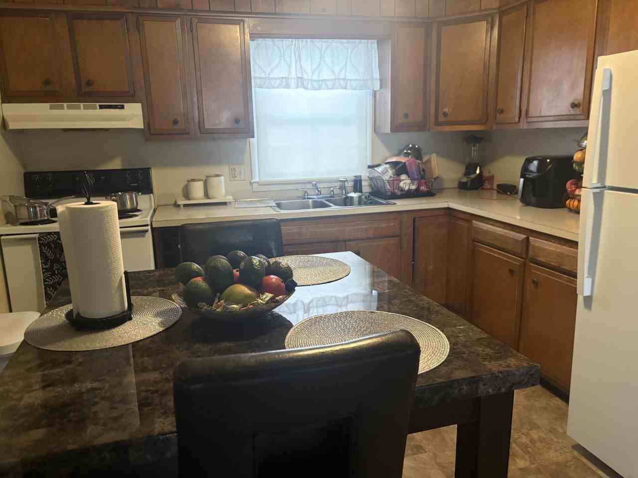 76 Lorchris St #5 - Photo 2 of 7