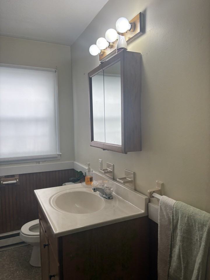 76 Lorchris St #5 - Photo 3 of 7