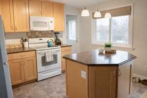 featured image of 3923 W Quigley Dr