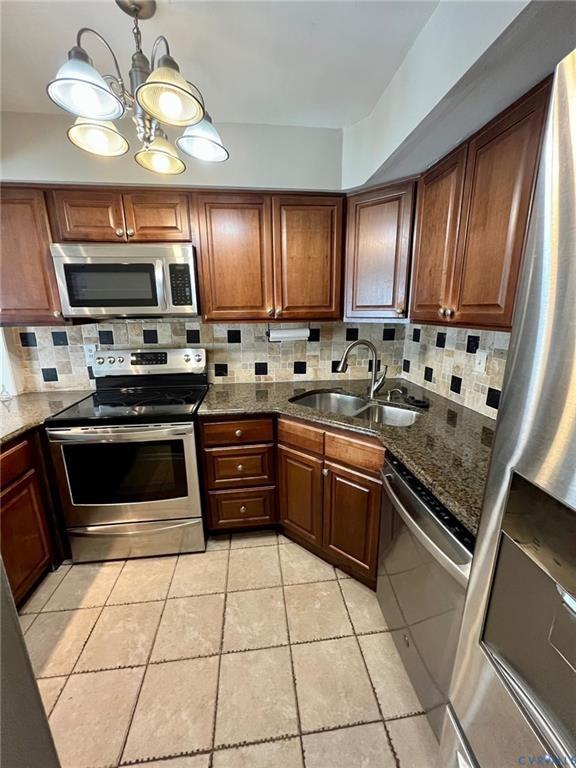 18 Skipwith Green Cir - Photo 4 of 16