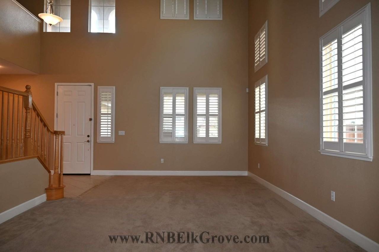 10854 Pelican Ave - Photo 4 of 33