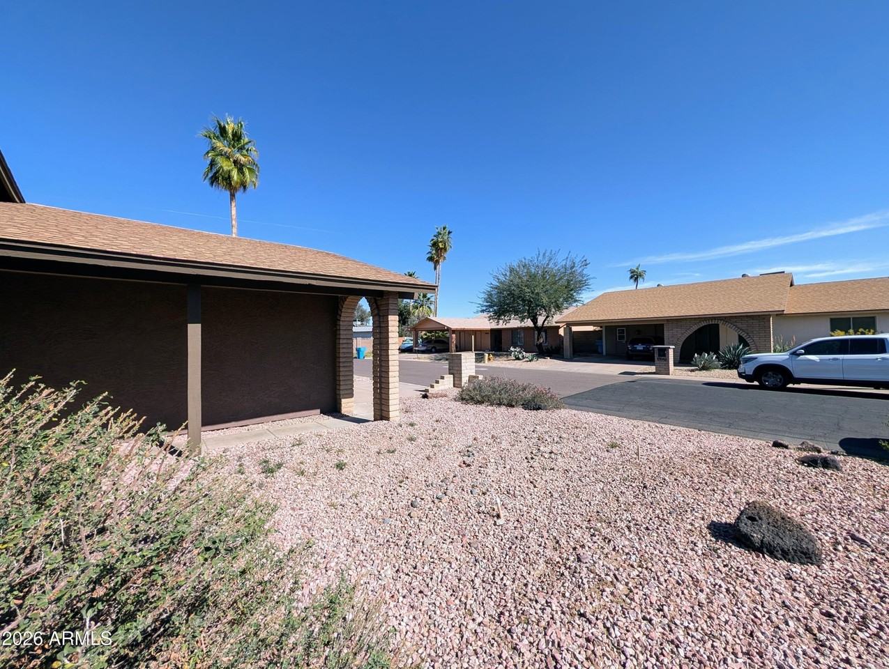 10044 N 39th Ln - Photo 5 of 50