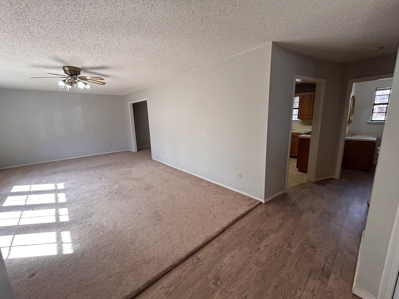 106 Oak St - Photo 3 of 38