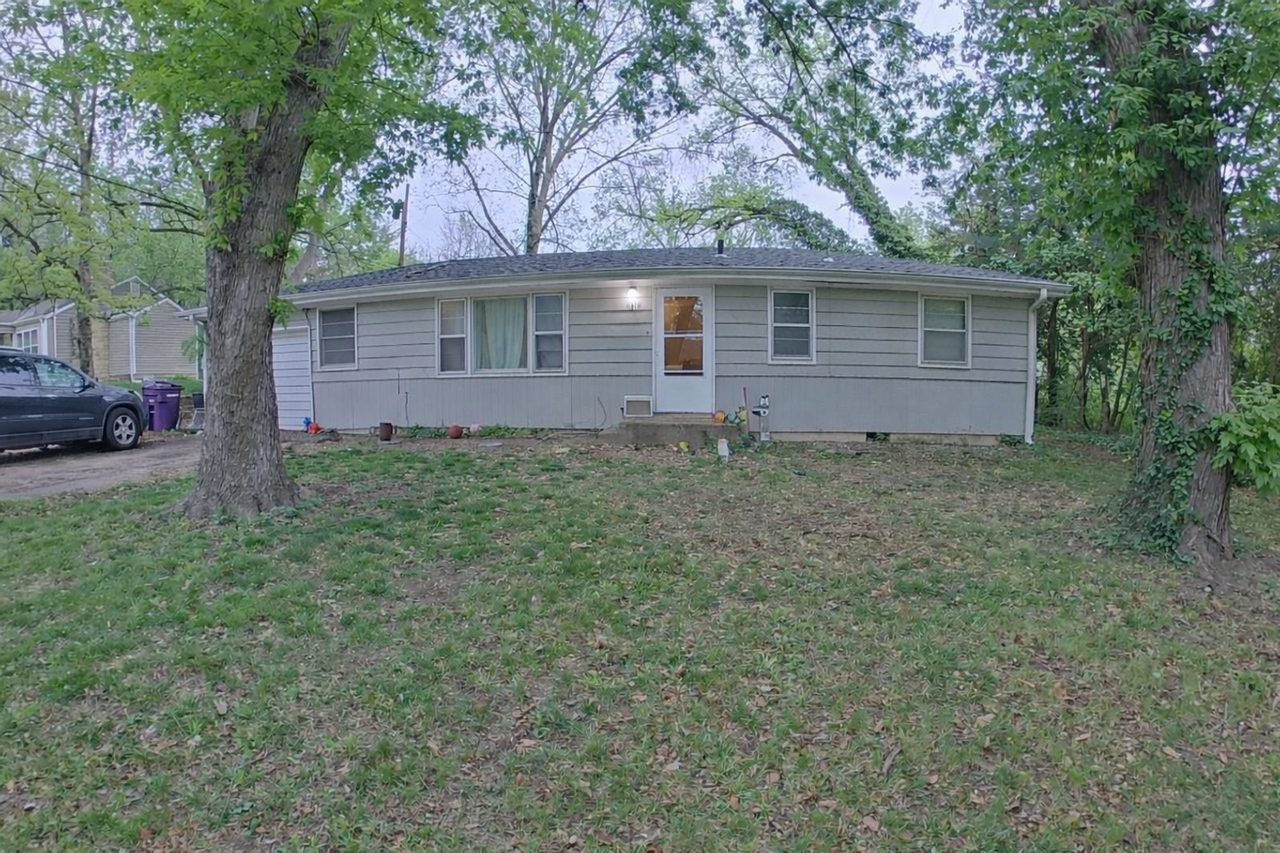 1310 N 10th St - Photo 2 of 12