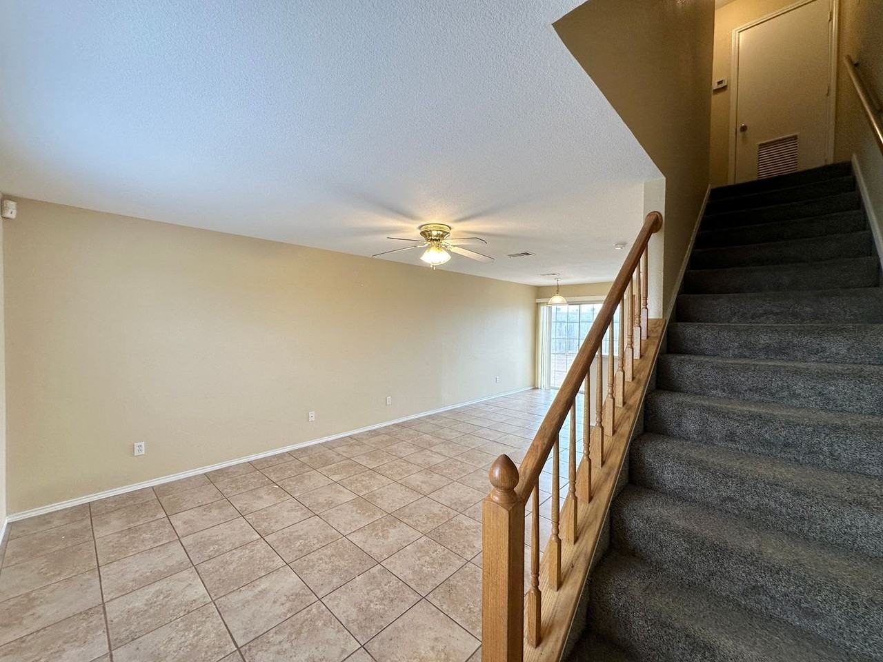 5910 Greengate Drive - Photo 4 of 40