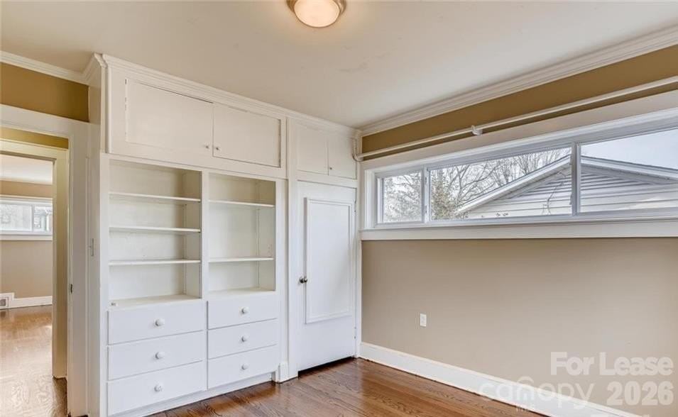 418 Coolidge Ave - Photo 6 of 14