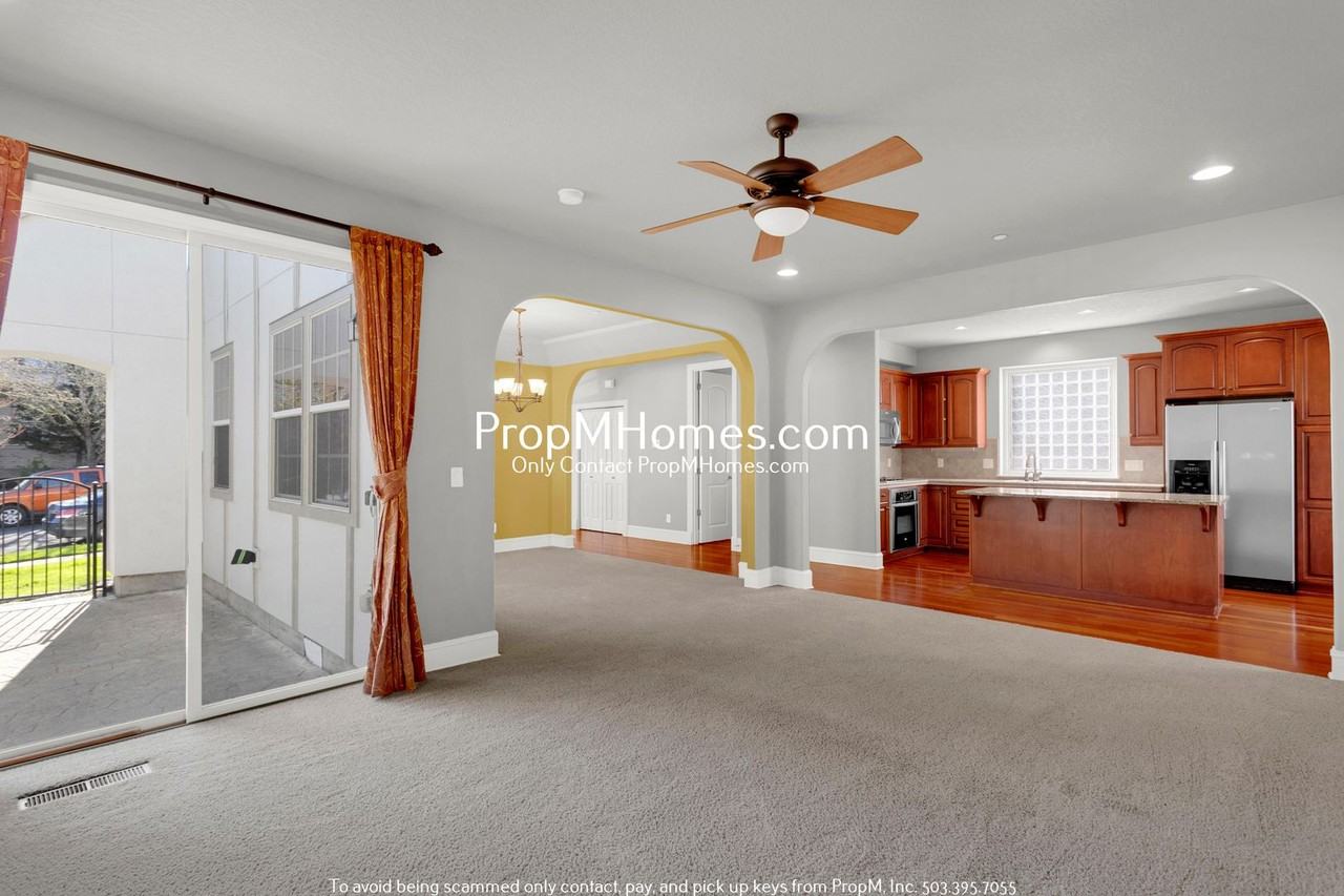 10765 Sw London Ln - Photo 5 of 30