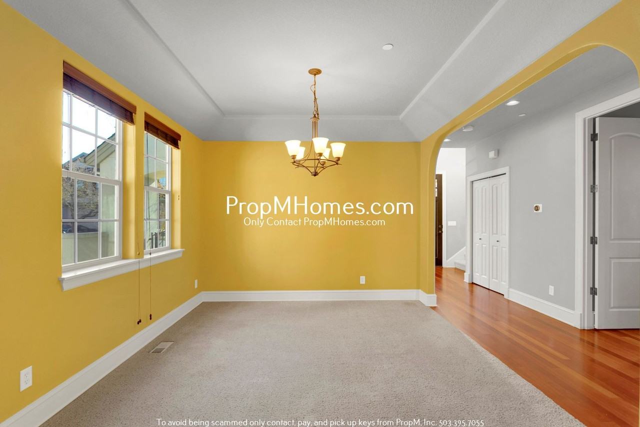 10765 Sw London Ln - Photo 6 of 30