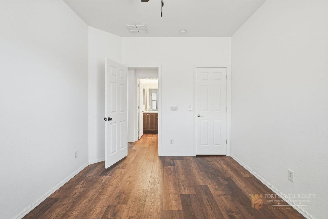 4321 W Judson Dr - Photo 7 of 48