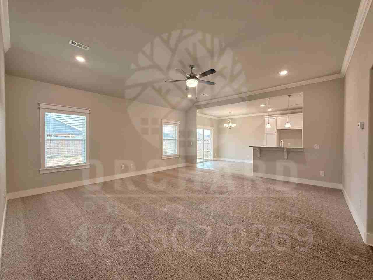 930 Trailwood St - Photo 2 of 26