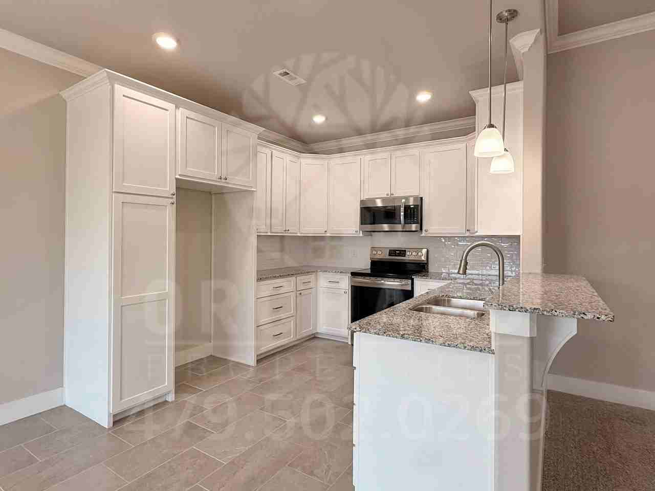 930 Trailwood St - Photo 3 of 26