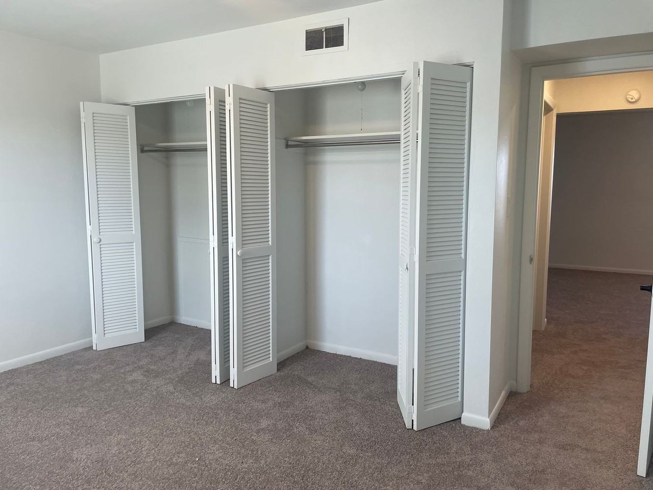 6491 Carefree Lane - Photo 7 of 33