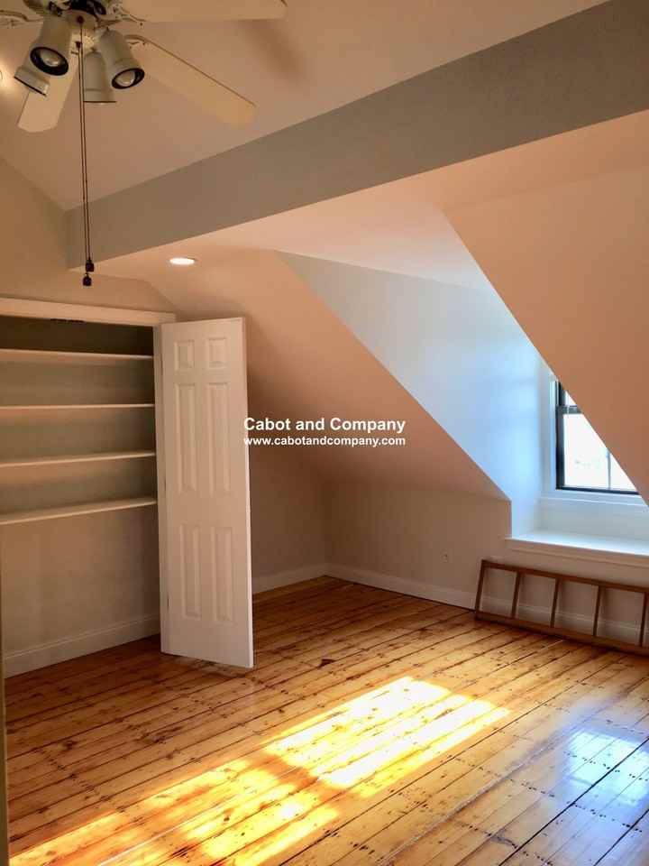 614 Massachusetts Ave #12 - Photo 2 of 10
