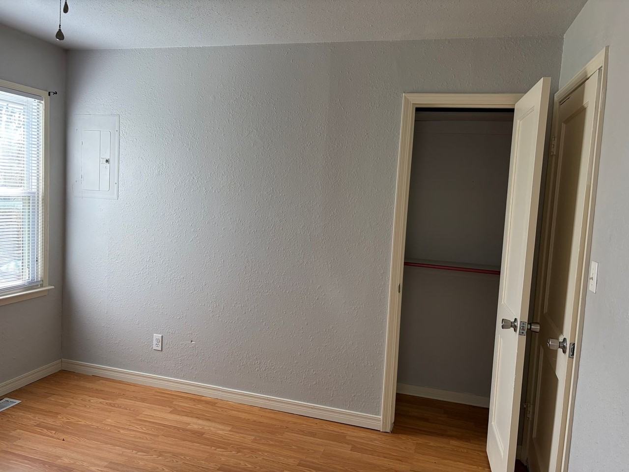 3916 Del Rd - Photo 2 of 12