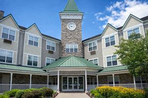 featured image of 827 N Lewis Rd