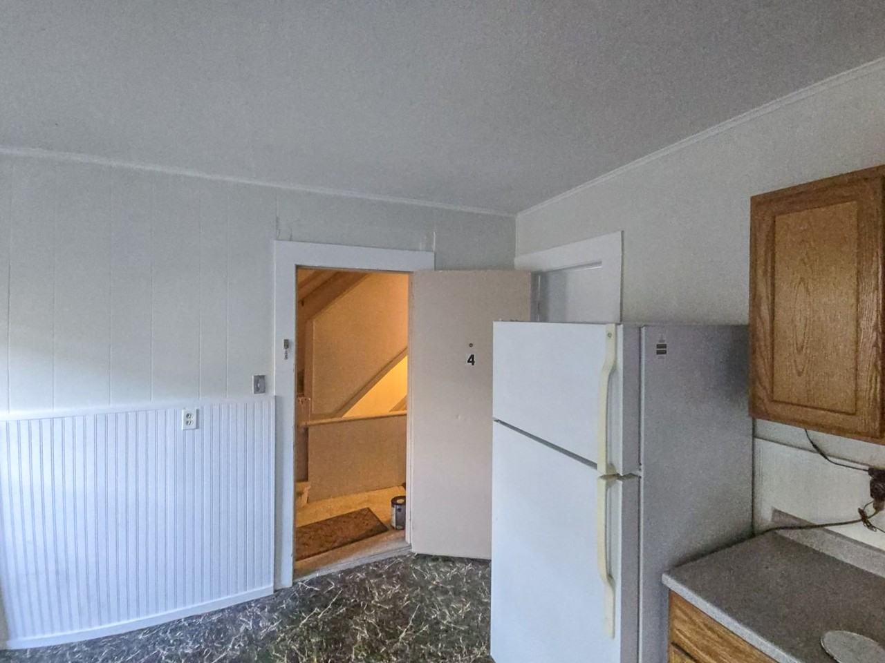 11 Lawrence St - Photo 7 of 50