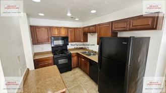 810 S Langley Ave - Photo 1 of 1