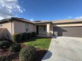 featured image of 3215 N Kent St