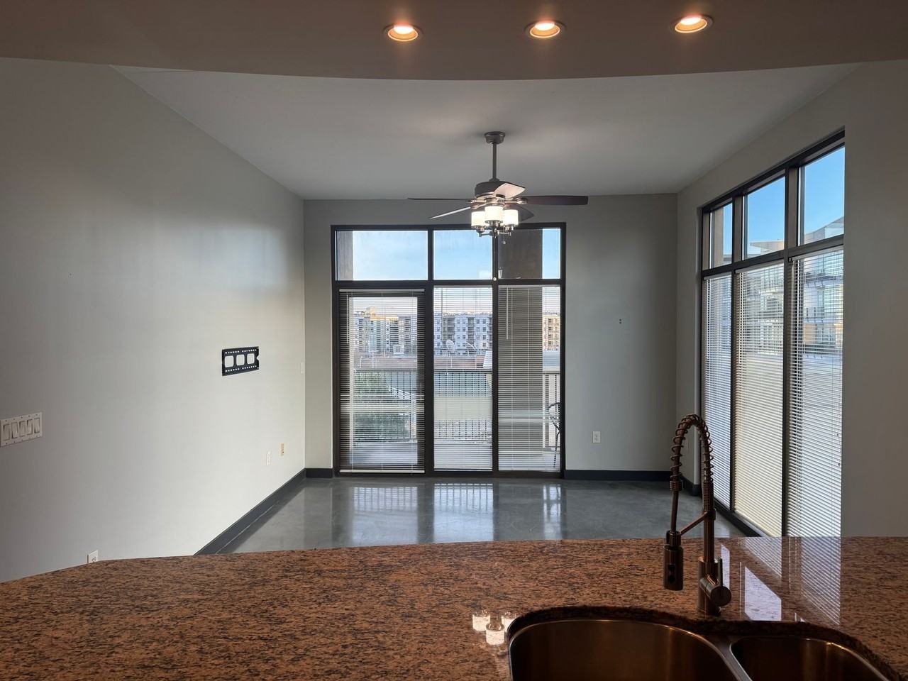 1508 Demonbreun St #611 - Photo 3 of 23