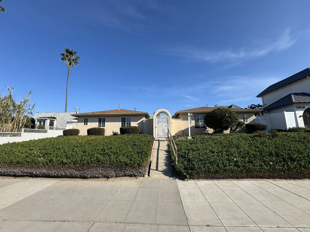 10 Units Ocean Beach... 1/2 block to beach - Photo 4 of 11