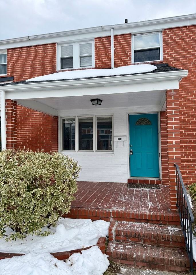 1917 Wareham Rd - Photo 2 of 39