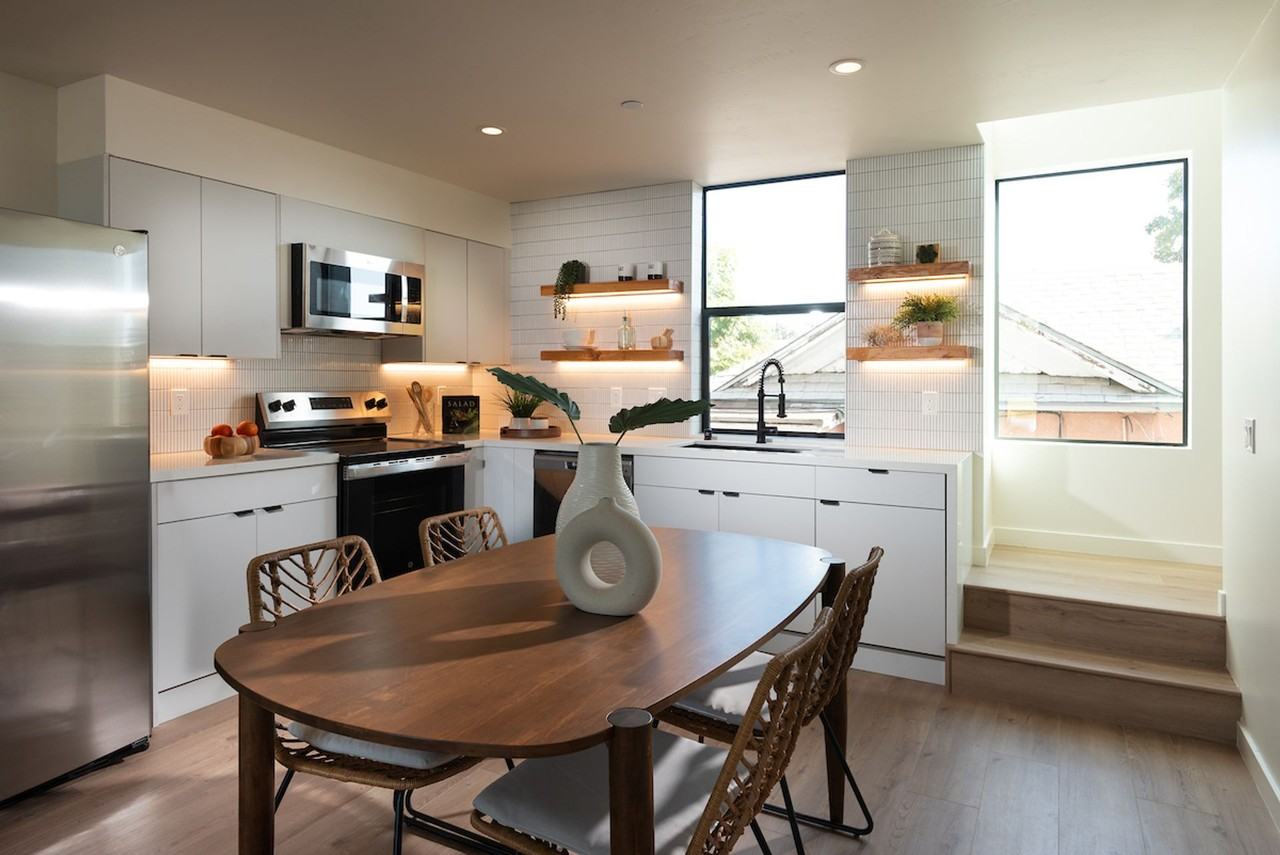 Modern Architect - Photo 5 of 34