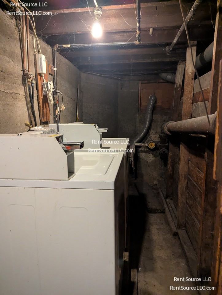 44 Maple St #2 - Photo 3 of 42