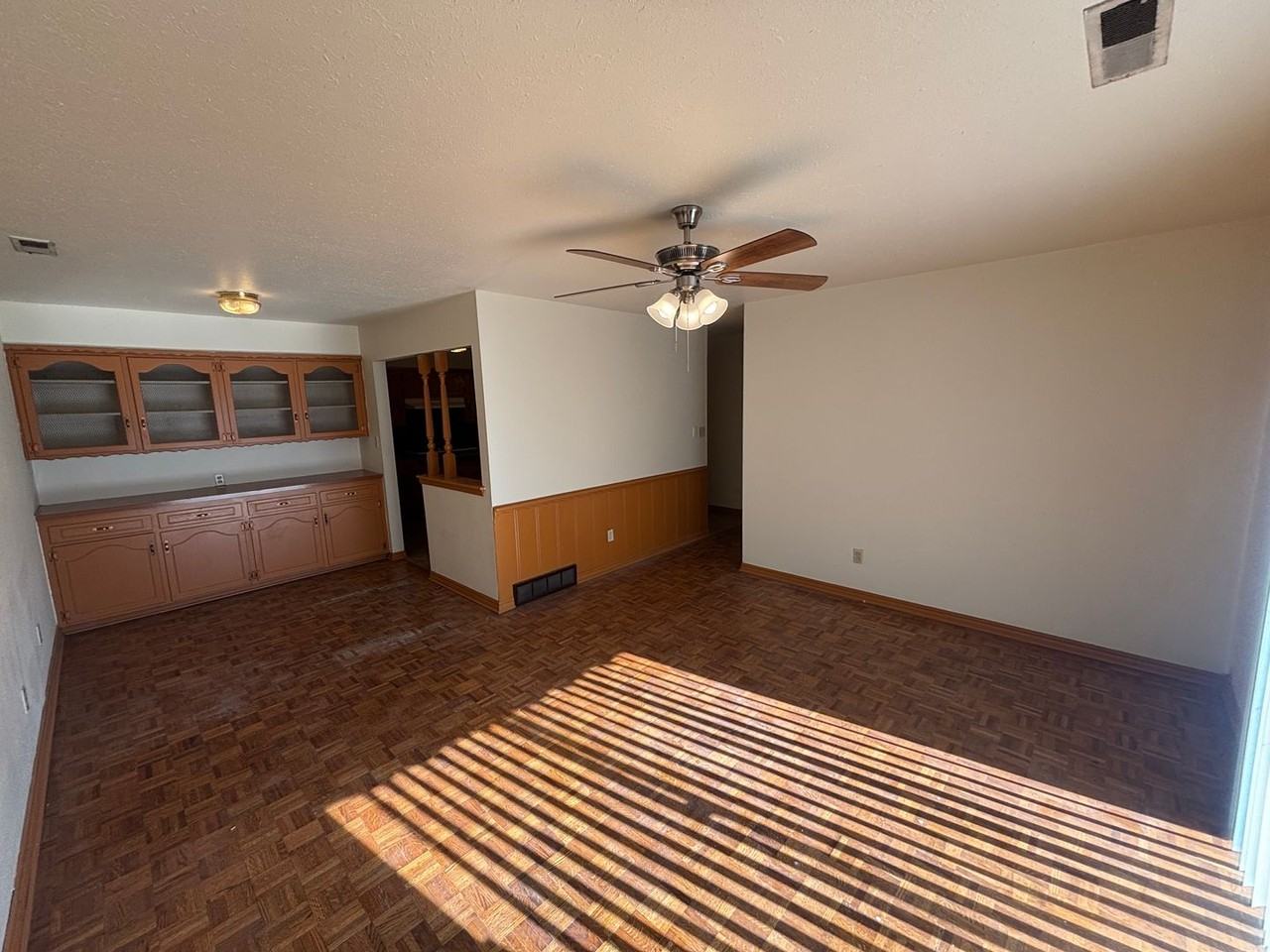 3304 Longridge Rd - Photo 3 of 12