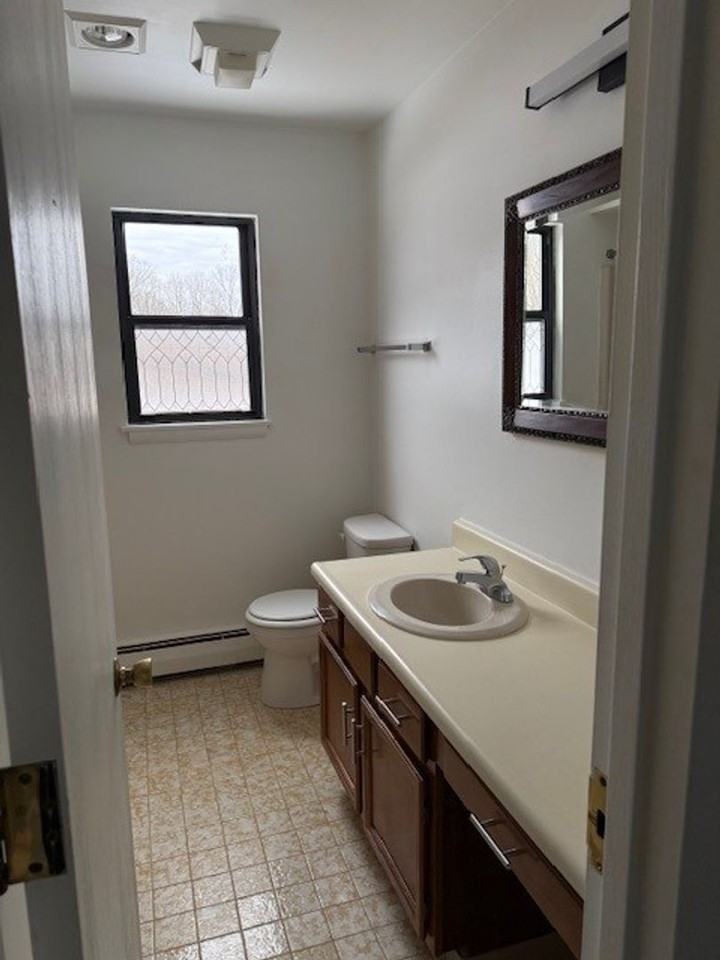 Collegeview Apartments - Photo 6 of 21