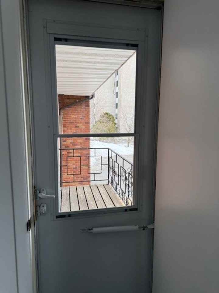 Collegeview Apartments - Photo 7 of 21