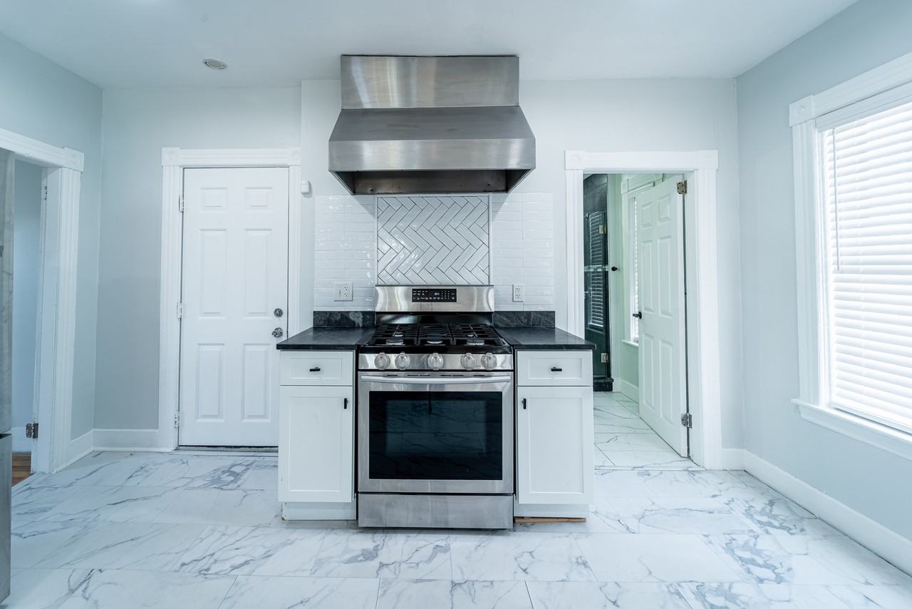 Beaver St #3 - Photo 3 of 19