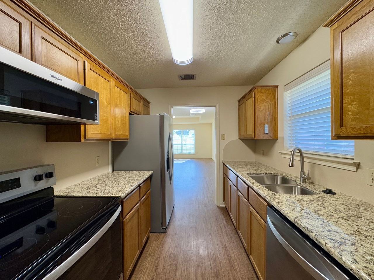 9611 Pantherway - Photo 4 of 14