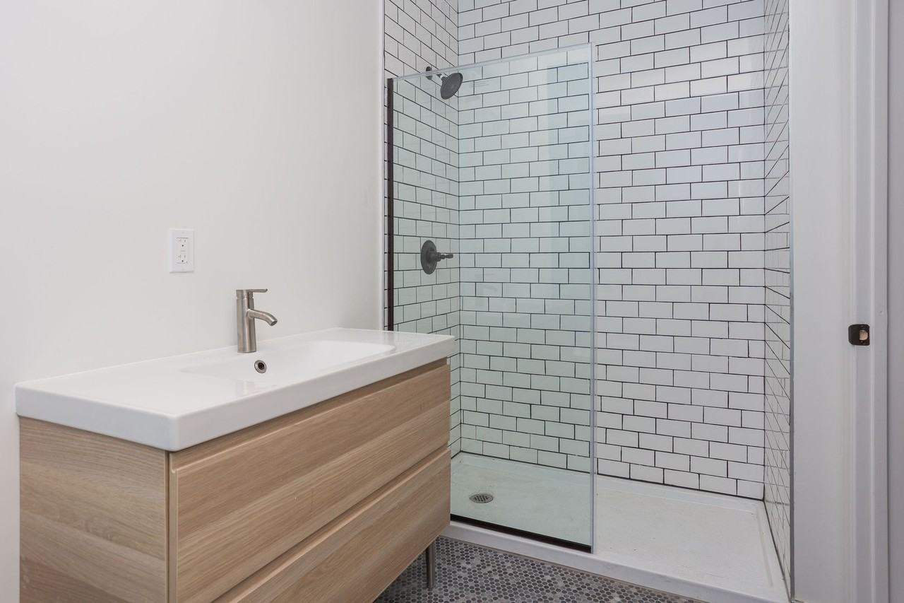 1949 West Martin Luther King Jr Blvd - Photo 5 of 11