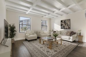 featured image of 1300 E Union St