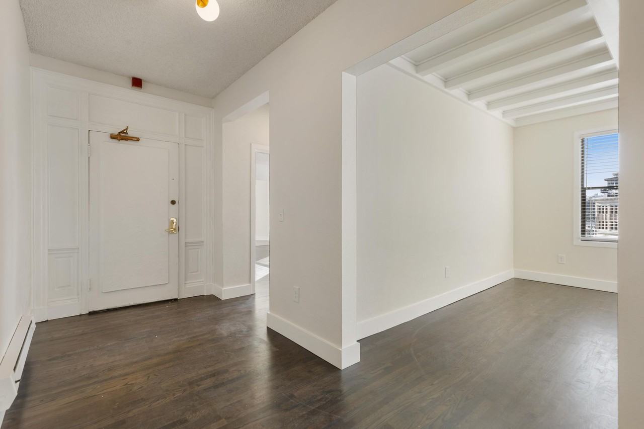 The Josephine - Photo 7 of 27