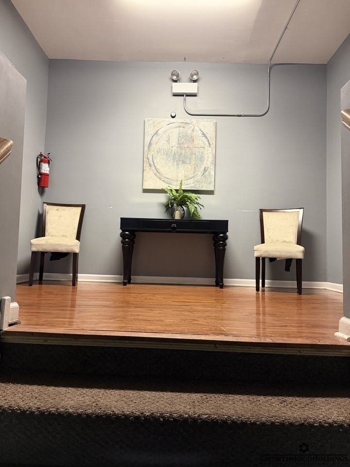 1500 E 73rd Pl #3E - Photo 2 of 20