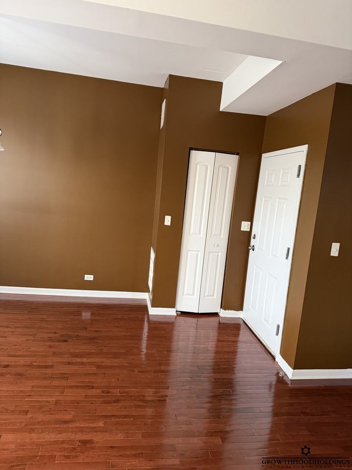 1500 E 73rd Pl #3E - Photo 5 of 20