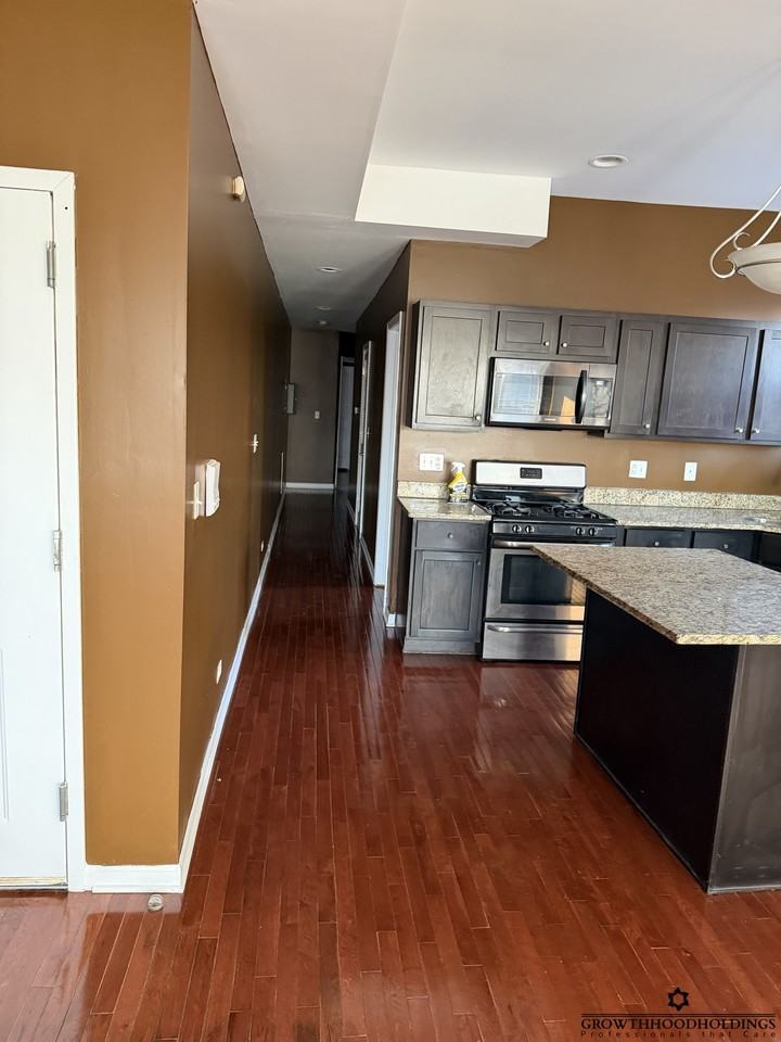 1500 E 73rd Pl #3E - Photo 7 of 20