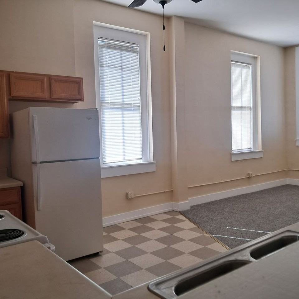 Weldon Downtown Apartments - Photo 6 of 6