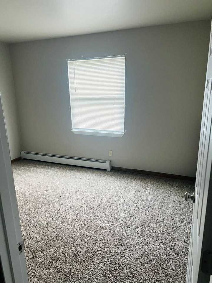 Coachlight Village 1st month free with 700+ Credit Score - Photo 3 of 37