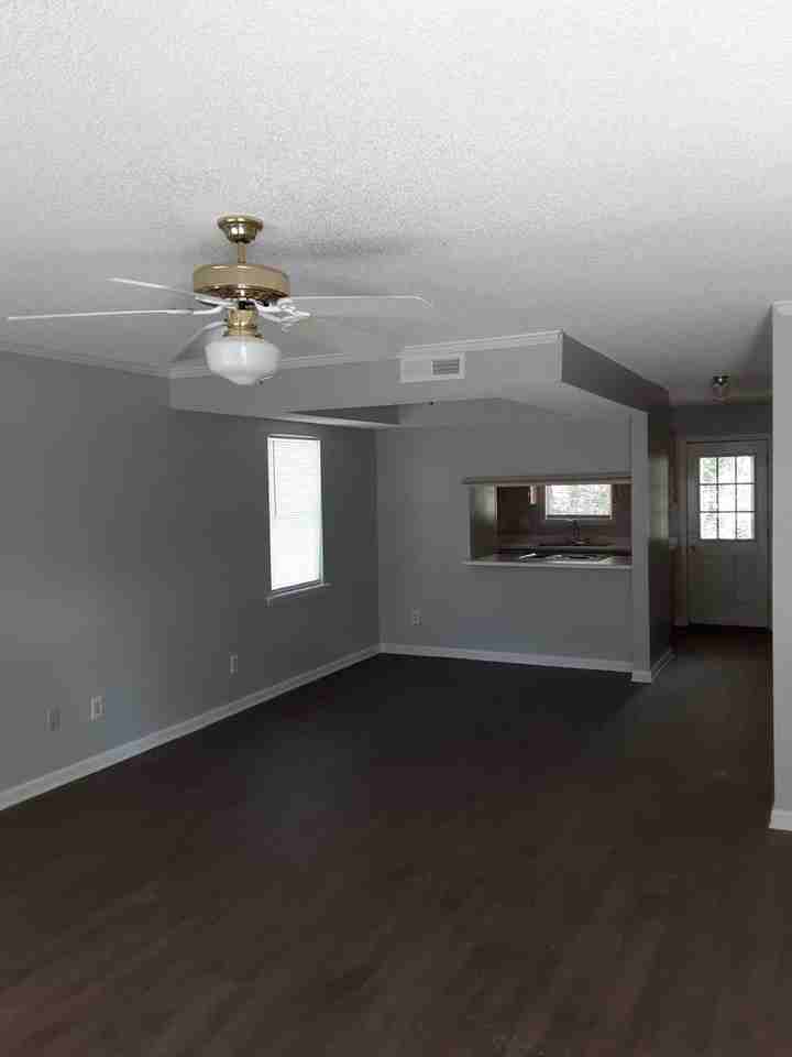 1496 Ricardo St - Photo 3 of 8