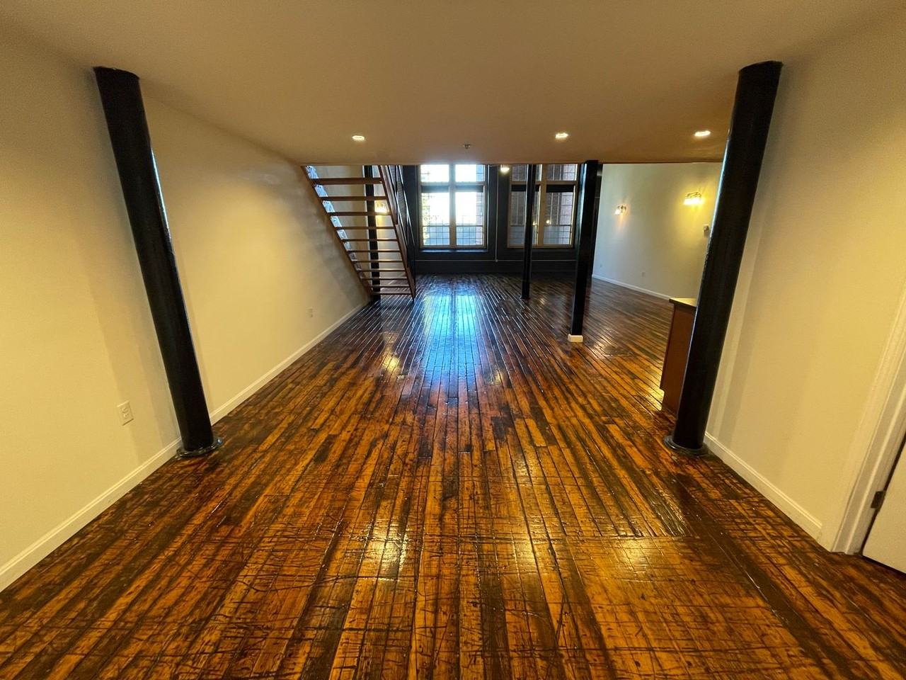 1Lofts - Photo 7 of 21