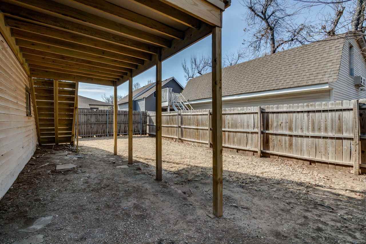 119 Nw 27th St - Photo 5 of 34