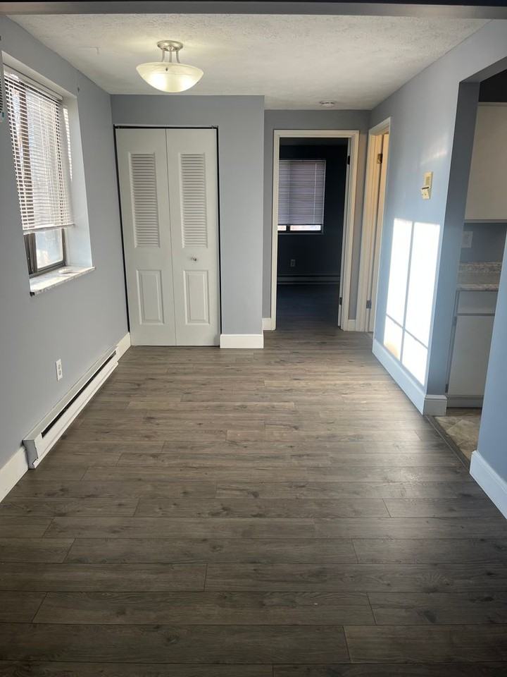 1462 Niles - Hillcrest - Photo 2 of 25