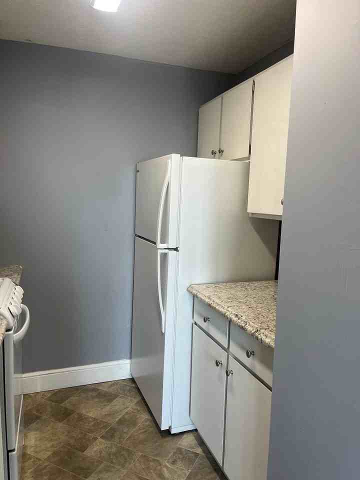 1462 Niles - Hillcrest - Photo 4 of 25