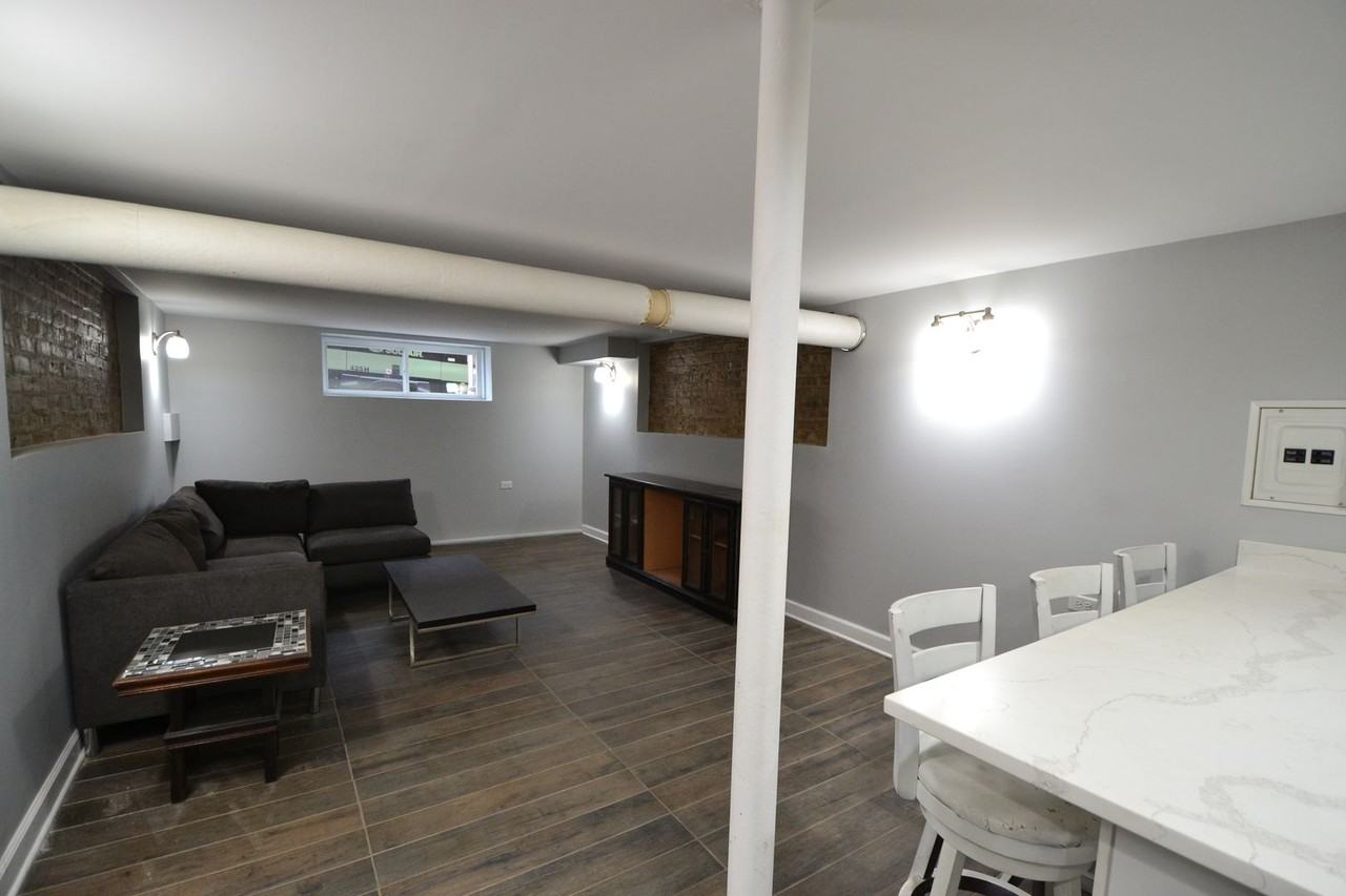 4600 LINCOLN - Photo 7 of 16