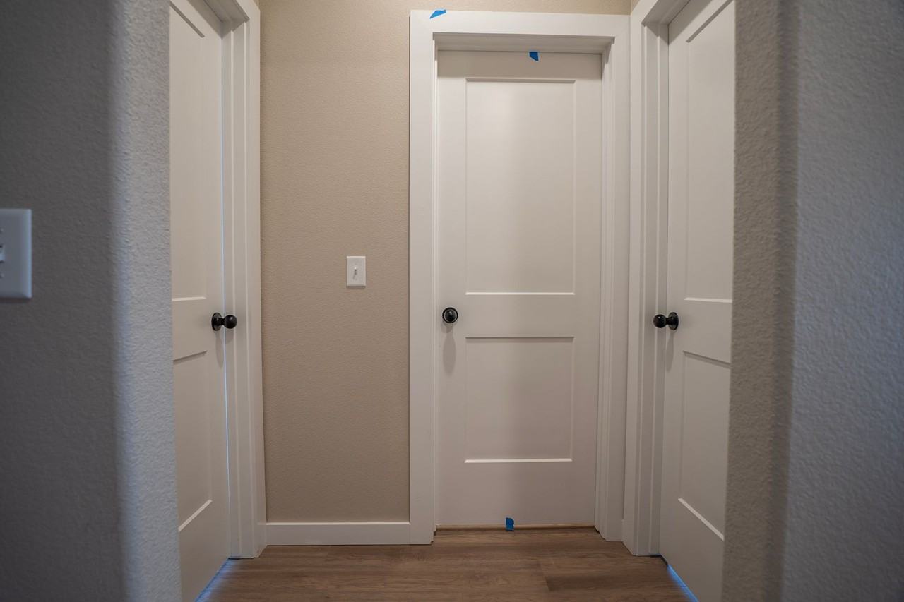 292 N Mojave St - Photo 3 of 28