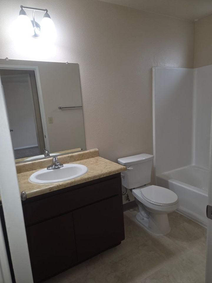 Vista Verde Apartments - Photo 5 of 8